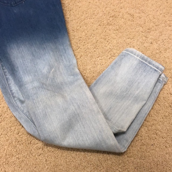 2 toned denim 2B Bebe jeans 💙 - Picture 5 of 5